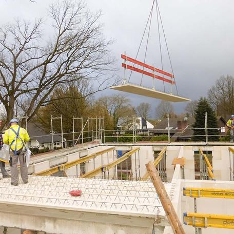 Rohbau des Modern Green Bauprojekts am Efing in Bocholt mit Deckenbau