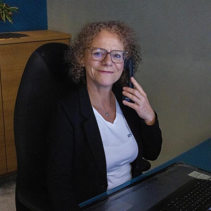 ansprechpartner_empfang_gabriele_meiring_schmeing_bocholt